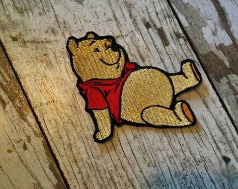 Senior Jackets Patches, Patches Ideas, Senior Jackets, Disney Patches, Patch Embroidery, Cute Patches, Cute Embroidery, Cool Pins, Personalized Candles