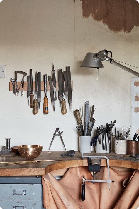 Jewellery Workshop Ideas, Jewelry Workshop Studio, Ane Christensen, Workshop Aesthetic, Jewelry Studio Space, Jewelry Studio Organization, Studio Workspace, Jewellery Workshop, Workspace Studio