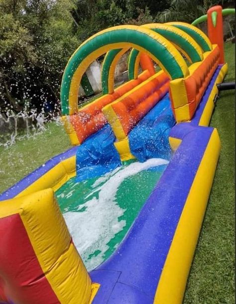 Inflatables Party, Birthday Pool Party Ideas, Summer Pool Party Ideas, Pool Party Games, Sweet Sixteen Birthday Party Ideas, Fiesta Tropical, Pool Party Decorations, Reunion Ideas, Pool Birthday