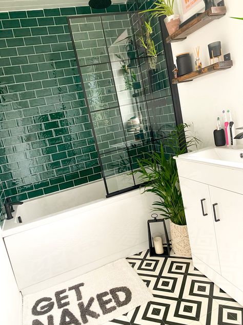 Green And White Tiled Bathroom, Bathroom Tile Ideas Green And White, Black And White Bathroom With Green Accents, Small Black White Green Bathroom, Simple Green Bathroom Ideas, Green Windowless Bathroom, Green Brick Bathroom, Small Bathroom Green And White, White And Green Tile Bathroom