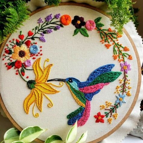 Birds with flowers embroidery hoop wall hangings Embroidery Hoop Art Diy, Hand Embroidery Patterns Free, Embroidery Hoop Wall, Birds Embroidery Designs, Diy Embroidery Designs, Hand Embroidery Patterns Flowers, Hand Embroidery Videos, Basic Embroidery Stitches, Handmade Embroidery Designs