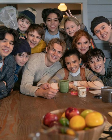 my life with the walter boys cast Corey Fogelmanis, On My Block, Cole Baby, Sarah Rafferty, Film Netflix, Boys Posters, Movies And Series, Boys Wallpaper, Books For Boys