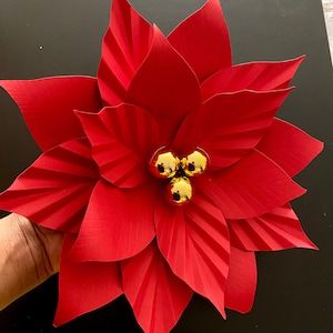 Poinsettia Template, Giant Paper Flowers Template, Poinsettia Decor, Paper Rose Template, Christmas Image, Christmas Tree Template, Christmas Plants, Paper Flower Decor, Template Christmas