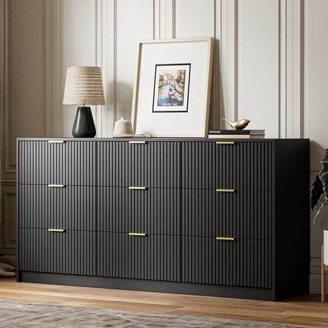 Quality Materials: This wood dresser is made of high-quality MDF and sturdy metal elements. CARB P2 certified material ensures eco-friendly to your family. Dresser Under Tv, Dresser Decor Bedroom, Dresser Modern, Drawers For Bedroom, Black Dresser, Modern Chest Of Drawers, Black Dressers, Bedroom Drawers, Wide Dresser