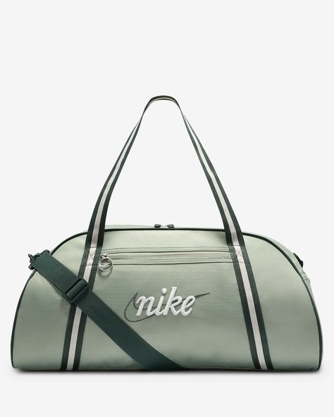 Mochila Nike, Gym Club, Retro Gym, Round Straw Bag, Holdall Bag, Nike Bags, Training Bags, Retro Sports, Nike Classic