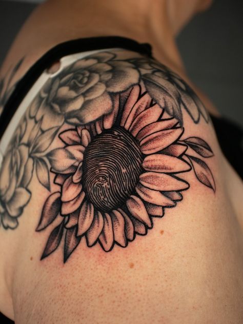 Thumbprint Sunflower Tattoo, Fingerprint Tattoo With Flowers, Sunflower With Fingerprint Tattoo, Thumb Print Flower Tattoo, Flower With Fingerprints Tattoo, Thumbprint Flower Tattoo, Fingerprint Flower Tattoo Ideas, Finger Print Flower Tattoo, Sunflower Fingerprint Tattoo