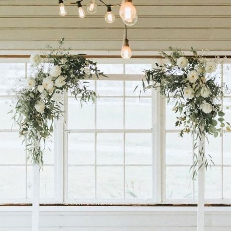 Arbour Arrangement, Eucalyptus Wedding Altar, Wedding Arbours, White Wedding Flowers With Greenery, Classic Wedding Arbor, Wedding Arch Outdoor Ceremony, Arch Flower Arrangement, Winter Wedding Arch Flowers, Wedding Flowers Arch