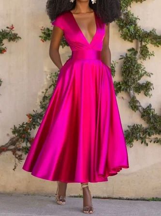 School Event Dress, Shopping Queen, Vestidos Retro, Elegant Maxi Dress, Holiday Summer, Evening Dress Fashion, Dresses Outfits, Dress Stores Online, V Neck Midi Dress