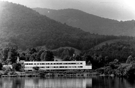 Drinking Deep at Black Mountain College - Southern Cultures. The Studies Building, ca. 1945. College Research Project, College Teacher, Merce Cunningham, Black Mountain College, Ben Shahn, Southern Culture, Robert Motherwell, Willem De Kooning, Josef Albers