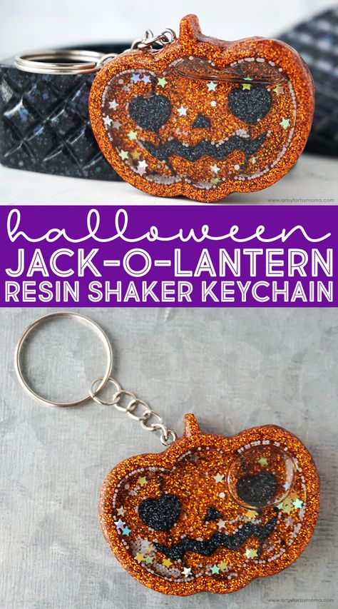 Halloween Pumpkin Resin Shaker Keychain #halloween #resin #resincrafts #jackolantern #pumpkin #alumilite #resinshaker #resintutorial #diykeychain Resin Shaker Keychain, Amazing Clear Cast Resin, Resin Shakers, Halloween Resin, Shaker Keychain, Creative Pumpkins, Spooky Treats, Resin Supplies, Resin Ideas