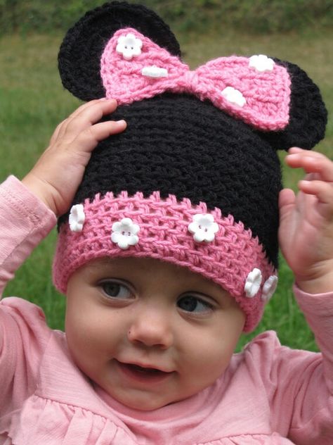 Minnie mouse Crochet Baby Stuff Hats, Newborn Crochet Cupcake Hat, Crochet Minnie Mouse Free Pattern Hats, Crchet Baby Hat Chunky, Crochet Baby Hat Maggie's Crochet, Mickey Mouse Crochet Pattern Free Hats, Crochet Children Hat Patterns, Character Crochet Hats For Kids, Hand Made Hat For Kids