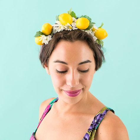 Lemonade Costume Diy, Accessories Board, Lemon Flowers, Diy Crown, Creative Women, Trendy Diy, Paparazzi Photos, Small White Flowers, Long Sleeve Swimsuit