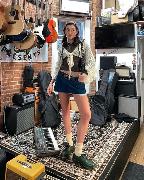 ADRIENNE REAU on Instagram: "new fav shoes 🎸 @drmartensusa #ad #drmartens" Plain Clothes, Plain Outfits, Dr. Martens, Waist Skirt, High Waisted Skirt, High Waisted, On Instagram, Outfit Inspo, Instagram