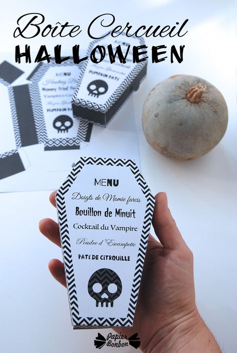 Boîte cadeau cercueil à imprimer pour fête d'Halloween Box Printable, Halloween Coffin, Halloween Vampire, Fete Halloween, Favor Boxes, Recipe Box, Halloween Ideas, Halloween Diy, Free Printable