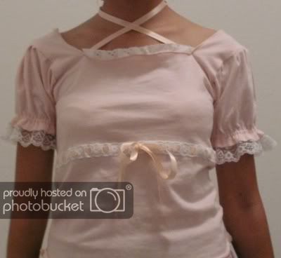 tutorial for EGL cutsew reconstructions: t_shirt_surgery T Shirt Reconstruction, Shirt Alterations, Sewing Tshirt, Costume Making, Diy Fashion Projects, Upcycle Tshirt, Skirt Tutorial, Detachable Sleeves, Shirt Making