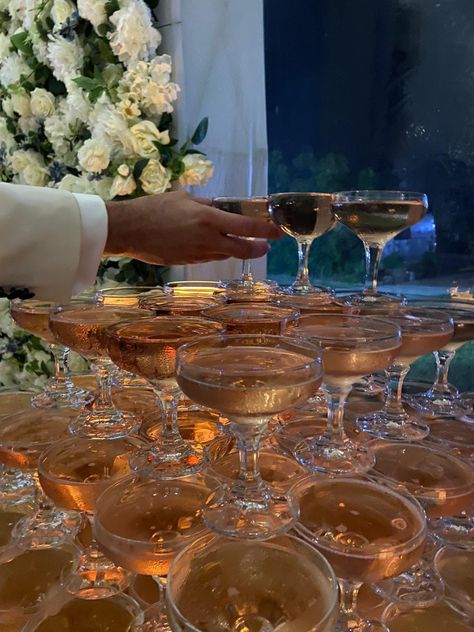 Drink Tower, Morrocan Theme, Wine Tower, Bridgerton Wedding, Hunter Valley Wedding, Rose Champagne, Santorini Wedding, Hunter Valley, Deco Wedding