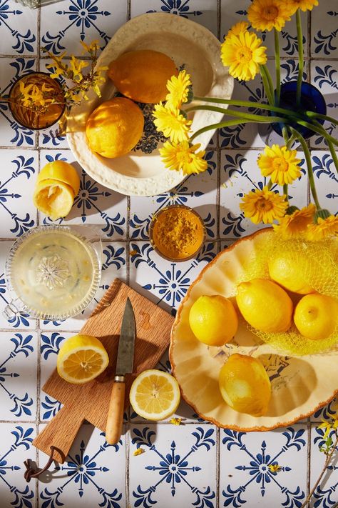 Citrus Photography Food Styling, Summer Food Photography, Spring Food Photography, Lemons Photography, Lemon Photography, Fresh Beginnings, Food Photography Inspiration, Still Life Photos, Vintage Italy