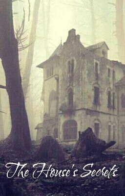 The House's Secrets  #wattpad #mystery-thriller #books #amazing  READ NOW!!! Abandoned Mansion For Sale, Vampire House, Creepy Old Houses, Mansion Aesthetic, Scary Houses, Creepy Houses, Foggy Day, Old Mansion, Miss Peregrine