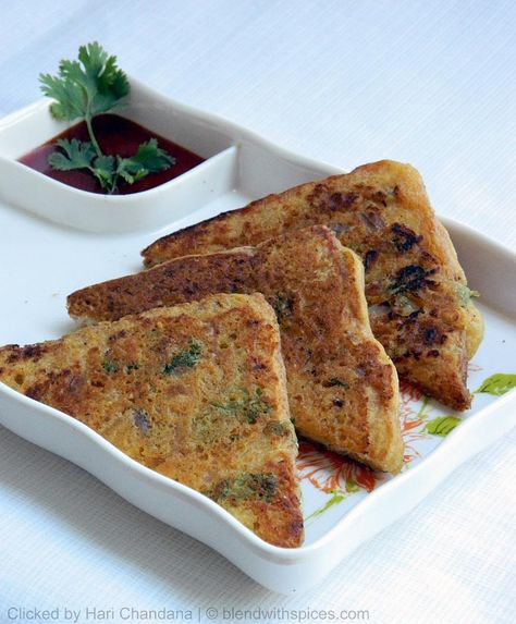 Bread 'Besan' Toast ~ Quick Snack Recipe Under 15 Minutes - Indian Cuisine Recipes With Bread, Eggless French Toast, Shahi Tukra, Bread Halwa, Corn Curry, French Toast Bread, Strawberry Bread Recipes, Paneer Sandwich, Upma Recipe