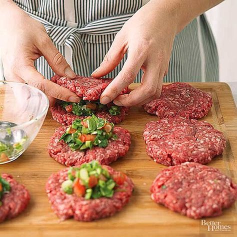 Burgers On The Stove, Stuffed Burger, Stuffed Burgers, Blue Cheese Burgers, Cheeseburger Recipe, Burger Press, Homemade Burgers, Hamburger Recipes, Hamburger Patties