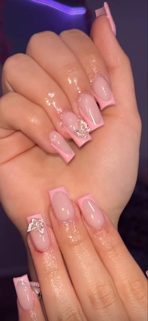 Simple Pink French Nails, Mail Ideas French Tip, Shorts Pink Nails, Dusty Pink French Tip Nails, Pink Sweet 16 Nails Short, Simple Cute French Tip Nails, Sweet 16 Nail Ideas Pink, Pink Quinceanera Nails Short, Short French Tip Nails Pink