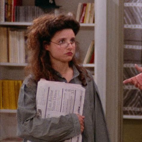 #seinfeld #kramer #jerryseinfeld #elainbenes #elaine #georgecostanza #90s #sitcom #seinfeldicon #icon Elaine Seinfeld Aesthetic, Elaine Seinfeld Outfits, Sitcom Aesthetic, Seinfeld Aesthetic, Elaine Benes Outfits, Elaine Seinfeld, Seinfeld Elaine, Banana Juice, Seinfeld Kramer