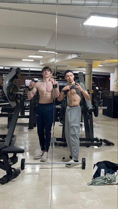 Gym Bros Aesthetic, Gym Bro Aesthetic, Gym Bro, Gym Photography, 2 Pretty, Gym Aesthetic, Gym Guys, Blonde, Socks