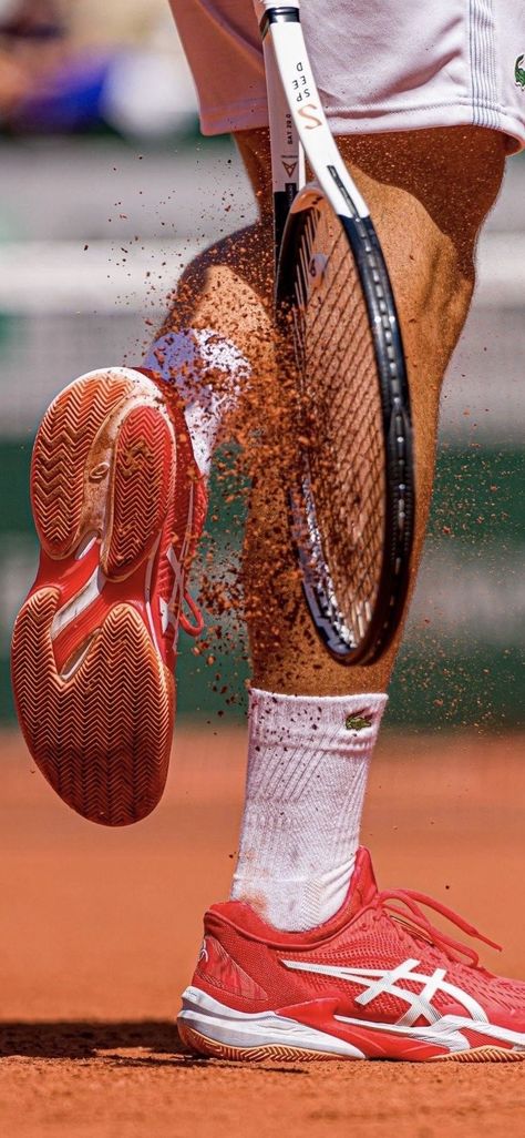 Tennis Aesthetic Vintage, Tennis Wallpaper, Tennis Photoshoot, Tennis Videos, Novak Đoković, Tennis Photography, Tennis Pictures, Atp Tennis, Tennis Posters