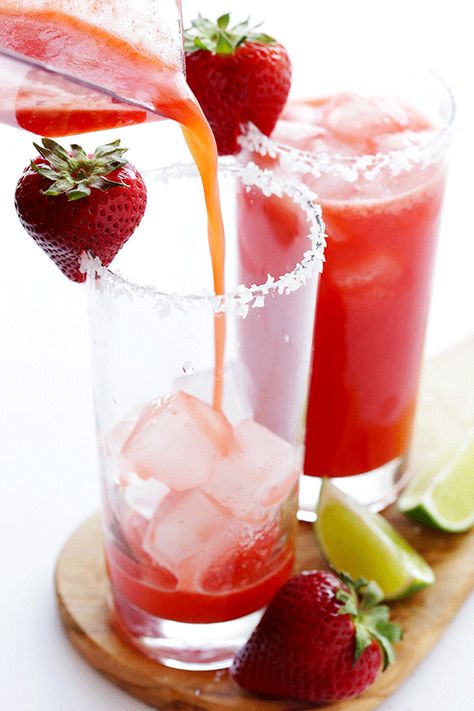 Fresh Strawberry Margarita Recipe, Boozy Ice Pops, Alcoholic Popsicles, Coconut Tequila, Strawberry Margaritas, Strawberry Margarita Recipe, Strawberry Margarita, Gimme Some Oven, Berry Cake