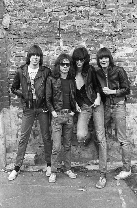 Ramones Poster, The Ramones, Joey Ramone, A Brick Wall, Punk Rock Bands, Hardcore Punk, Band Pictures, Punk Rocker, Punk Bands