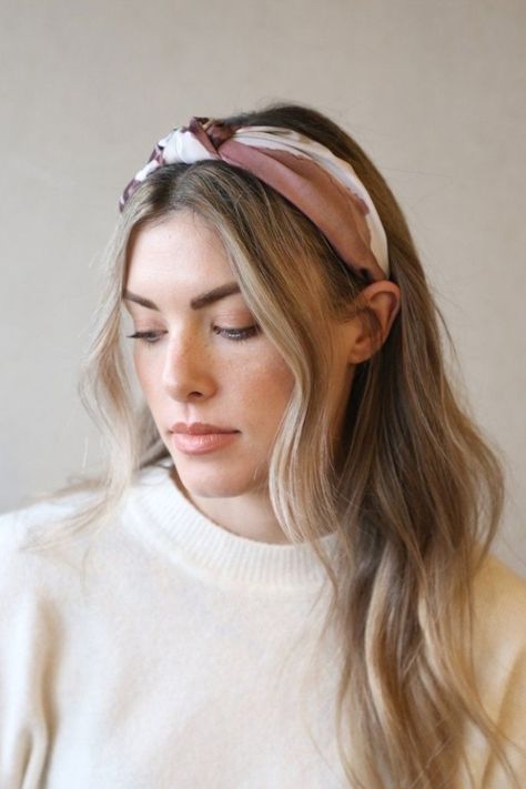 Bloom Knot Headband A unique knot headband in our watercolour design featuring pale pink, grey and stone tones.Comfortable headband for easy and effortless styling. 100% polyester Due to variances in the fabric print each item may look slightly different, making each headband one-of-a-kind. Dimensions Width: 3cmOne Size Only #naildesignideas #nailartideas #nailartdesign Knotted Headband Hairstyle, Cute Hairstyles For School, Blending Gray Hair, Work Hairstyles, Back To School Hairstyles, French Hair, Hairdo For Long Hair, Teen Hairstyles, Everyday Hairstyles