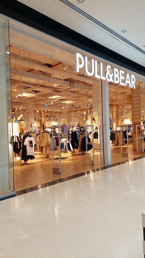 👕 Pull And Bear Store, Sign Board Design, Pull And Bear, Sign Board, Bear Logo, Fashion Stores, Hot Spots, Instagram Photography, Store Design