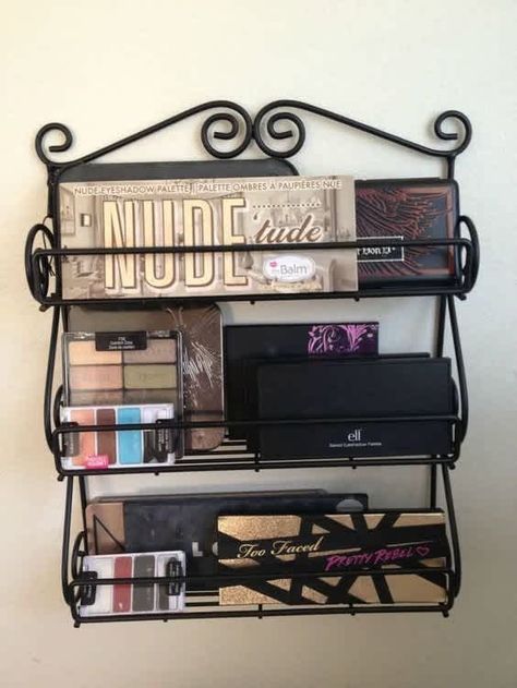 Convert a Letter Holder Vanity Organization Diy, Makeup Storage Shelves, Bedroom Desk Organization, Eyeshadow Palette Storage, Diy Makeup Organizer, Makeup Storage Solutions, Makeup Storage Drawers, Rangement Makeup, Makeup Storage Ideas