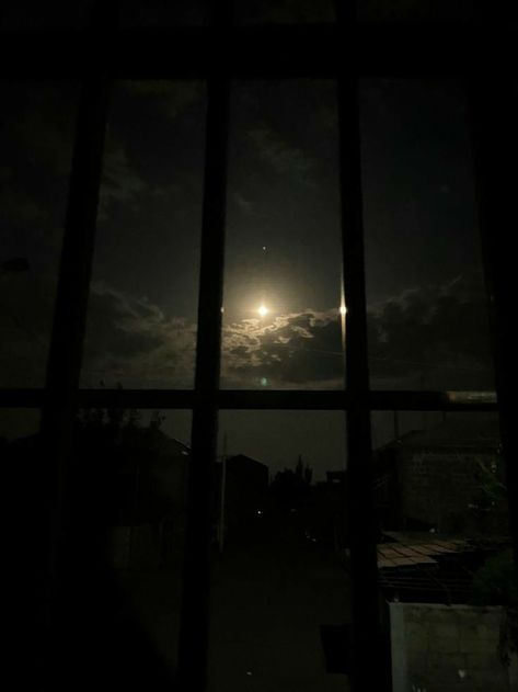 Windows Night Aesthetic, Night Aesthetic Photography, Romantic Scenery Night, Relaxing Pictures Night, Calming Night Aesthetic, Relax Night Aesthetic, Night Aesthetic Sleep, Night Time Asthetic Picture, Moon Window Aesthetic