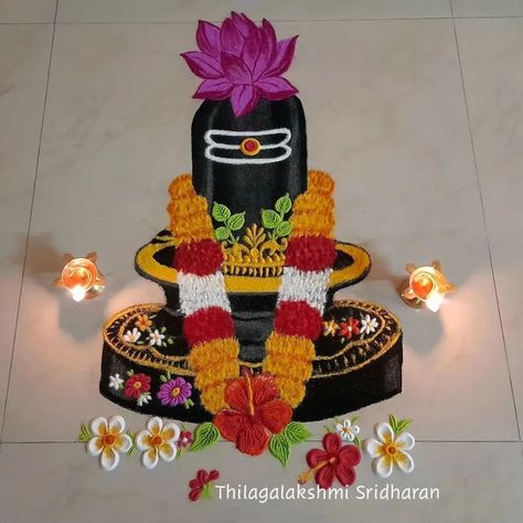 Om Namah Shivaya...!🙏🙏🙏 God Rangoli Designs Diwali, God Rangoli Designs Latest, Mahakal Rangoli, God Rangoli Design, Shivji Rangoli, Easy Fabric Painting Designs, Latest Rangoli Designs Creative, Rangoli Designs Ideas, Latest Rangoli Designs Images