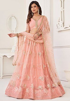 Peach Lengha, Indian Bridesmaid Outfit, Salmon Bridesmaid Dresses, Partywear Lehenga, Plus Size Lehenga, Lehenga Choli Latest, Bridesmaid Dresses Indian, Peach Lehenga, Reception Gowns