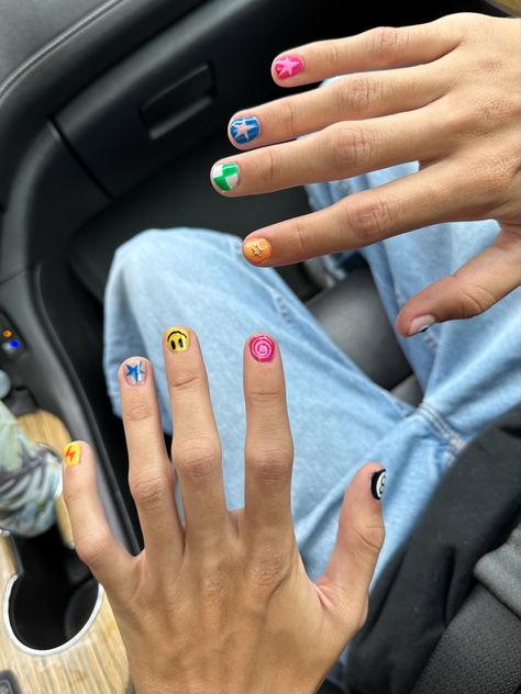 Stubby Nail Designs, Masc Short Nail Designs, Cool Nail Inspo Short, Short Nails Masc, Nail Designs Indie, Nails For Men Manicures, Cool Nail Designs For Short Nails, Masc Nail Art, Men Manicure Design