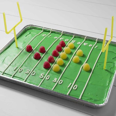 Super Bowl Snack Stadium, Super Bowl Party Snacks, Snack Stadium, Polka Dot Cakes, Easy To Make Snacks, Bowl Party Food, Store Bought Cake, Fudge Frosting, Football Cake