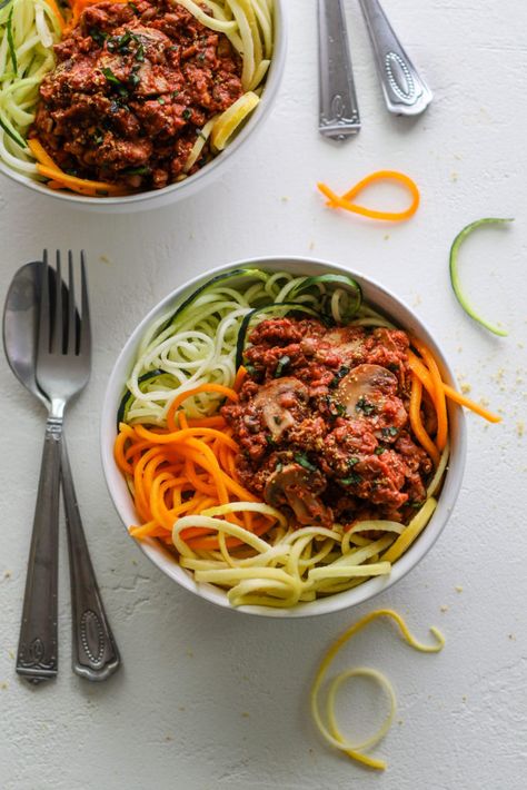 Veggie Noodles with Lentil Walnut Mushroom Bolognese - Flora & Vino Fruit Noodles, Lentil Protein, Lentils Protein, Mushroom Bolognese, Homemade Bolognese Sauce, Homemade Bolognese, Nourishing Recipes, Vegetarian Italian, Satisfying Eats