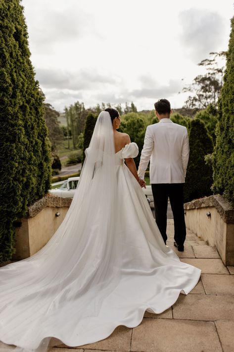 Dzenet and Aaron were married at the beautiful Centennial Vineyards in the Southern Highlands. Katy Du Plessis captured their day and our florals beautifully. Bride Groom Photoshoot, Wedding Photography List, Floristry Design, Wedding Shooting, Du Plessis, Wedding Photo Studio, Foto Wedding, Religious Wedding, Southern Highlands