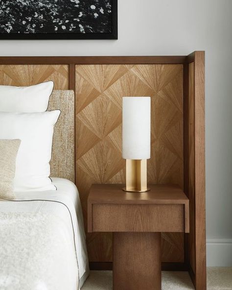 Hotel Headboard, Curved Headboard, Wooden Headboard, Jw Marriott, Headboard Designs, Wood Headboard, Bedroom Hotel, The Invisible, Marquetry