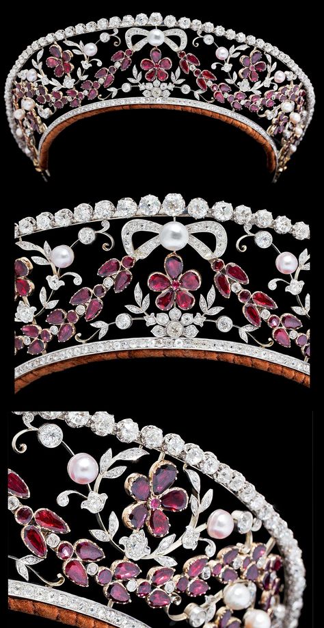 Garnet Tiara, Royal Crown Jewels, Vintage Closet, Hair Adornments, Royal Jewels, Royal Jewelry, Crown Jewels, A Necklace, Crown Royal