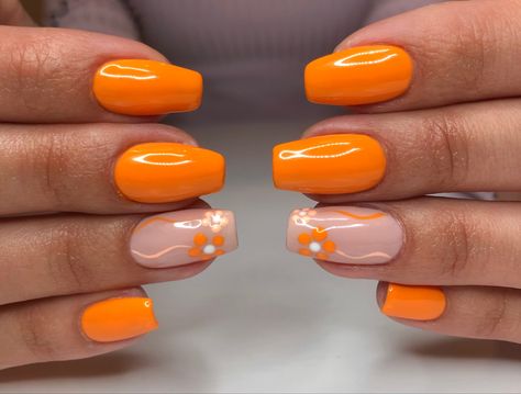 Orange Biab Nail Designs, Orange Nails With Flowers, Yellow Nails With Flowers, Nails In Orange, Orange Flower Nails, Nail Colors Orange, Uñas Color Coral, Summer Nails Orange, Bright Orange Nails