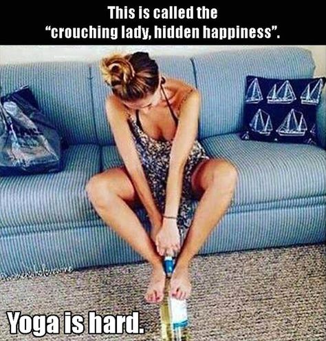 Funny Pictures Of The Day - 44 Pics Yoga Humor, Night Yoga, Wine Humor, Saturday Night, Bones Funny, Funny People, Make Me Smile, I Laughed, Funny Jokes