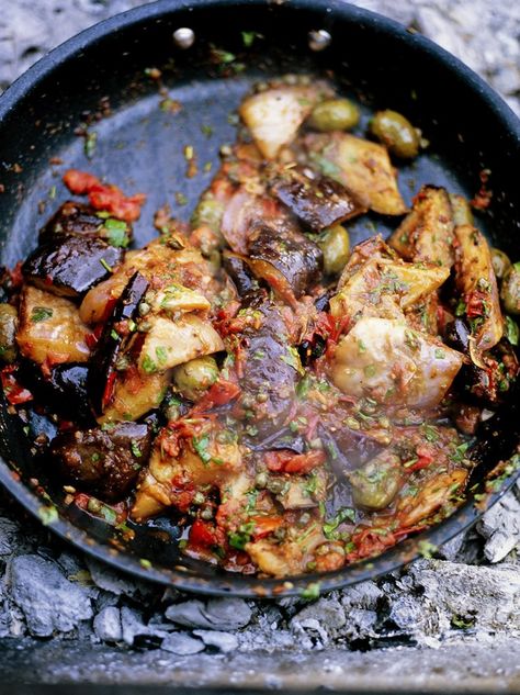 Incredible Sicilian aubergine stew (Caponata) Aubergine Recipe, Vegetables Recipes, Jamie Oliver Recipes, Eggplant Recipes, Vegetable Sides, Jamie Oliver, Meat Free, Vegetable Side Dishes, Vegetable Dishes