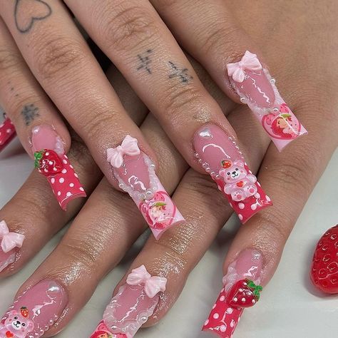 🎀♡𝐍𝐀𝐈𝐋𝐙𝐁𝐘𝐊𝐄𝐍𝐙𝐙/𝐊𝐄𝐍𝐙𝐈𝐄𝐒𝐊𝐀𝐖𝐀𝐈𝐈𝐒𝐔𝐏𝐏𝐋𝐘♡🎀 (@nailzbykenzz) • Instagram photos and videos Punk Nails, Pretty Gel Nails, Pink Acrylics, Really Cute Nails, Fire Nails, Dope Nails, Strawberry Shortcake, Pink Bow, Best Acrylic Nails