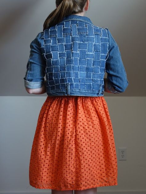 Refashion Co-op: I Refashioned Old Jeans Into A Woven Jean Jacket Jean Refashion, Old Jean Refashion, Återvinna Jeans, Refashion Jeans, Diy Old Jeans, Jeans Refashion, Ropa Upcycling, Diy Clothes Refashion, Diy Jacket