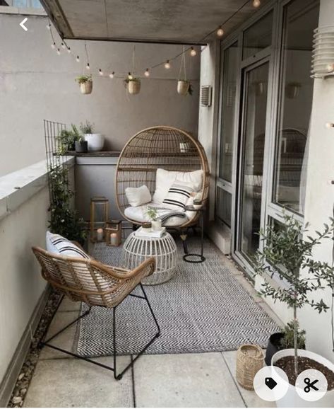 Enclosed Balcony Ideas Apartments, Balkon Ideas, Enclosed Balcony Ideas, Summer Balcony, Balcony Patio Ideas, Enclosed Balcony, Apartment City, First Apartment Tips, Minimal Apartment