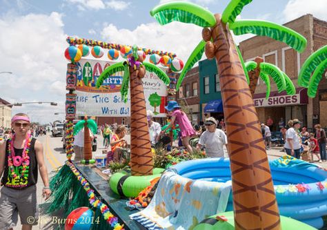 ... the Gateway Parade Saturday, Water Themed Parade Floats, Travel Theme Parade Float, Luau Float Parade, Beach Themed Float, Beach Parade Float Ideas, Hawaiian Theme Parade Float, Beach Parade Float, Hawaiian Float Parade, Homecoming Parade Float Ideas Theme