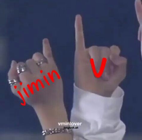 Jimin's fingers Jimin Finger, Taehyung Wallpaper, Cute Song Lyrics, Kim Taehyung Wallpaper, Cute Songs, Blackpink Photos, Foto Jungkook, Bts Bangtan Boy, Bts Video